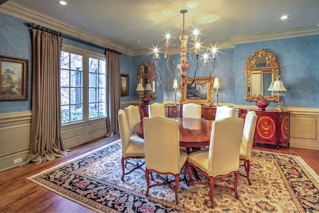 831 Camden Park Court Ne, Atlanta, Georgia 30342, 6 Bedrooms Bedrooms, ,6 BathroomsBathrooms,Residential,Sold,831 Camden Park Court Ne,5823111