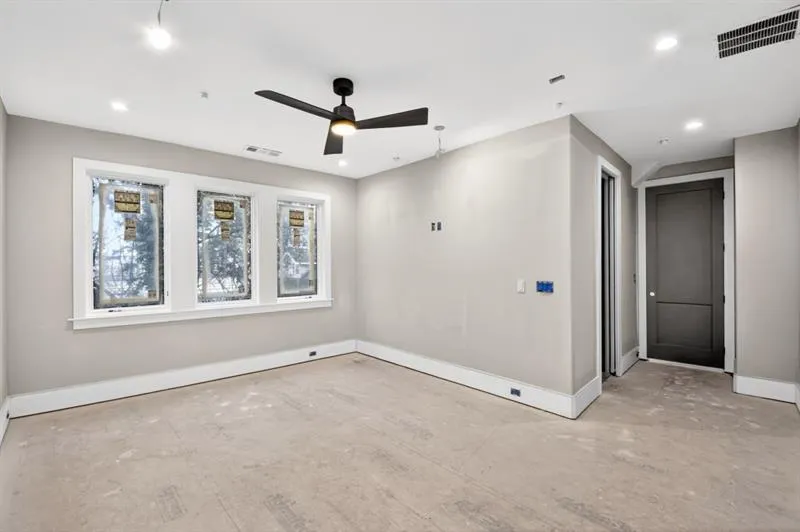 3521 Kingsboro Road, Atlanta, Georgia 30326, 4 Bedrooms Bedrooms, 0 ,3 BathroomsBathrooms,Residential,For Sale,3521 Kingsboro Road,7719477