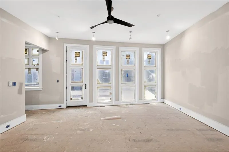 3521 Kingsboro Road, Atlanta, Georgia 30326, 4 Bedrooms Bedrooms, 0 ,3 BathroomsBathrooms,Residential,For Sale,3521 Kingsboro Road,7719477