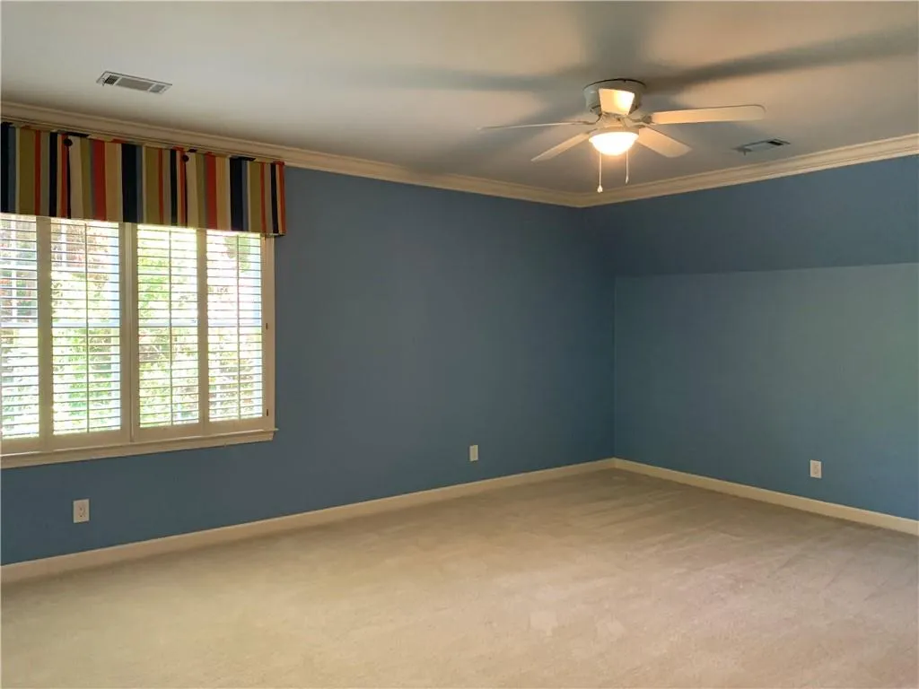 7715 Dunvegan Close, Sandy Springs, Georgia 30350, 4 Bedrooms Bedrooms, ,3 BathroomsBathrooms,Residential,Sold,7715 Dunvegan Close,7045618