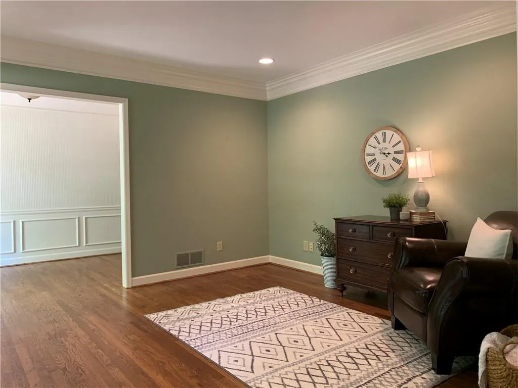 7715 Dunvegan Close, Sandy Springs, Georgia 30350, 4 Bedrooms Bedrooms, ,3 BathroomsBathrooms,Residential,Sold,7715 Dunvegan Close,7045618