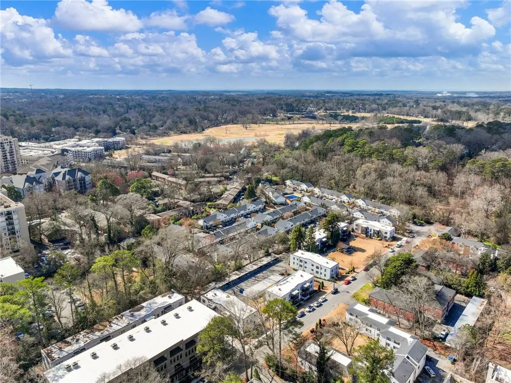88 Peachtree Memorial Drive Nw Unit 88, Atlanta, Georgia 30309, 2 Bedrooms Bedrooms, 0 ,2 BathroomsBathrooms,Residential,For Sale,88 Peachtree Memorial Drive Nw Unit 88,7729602