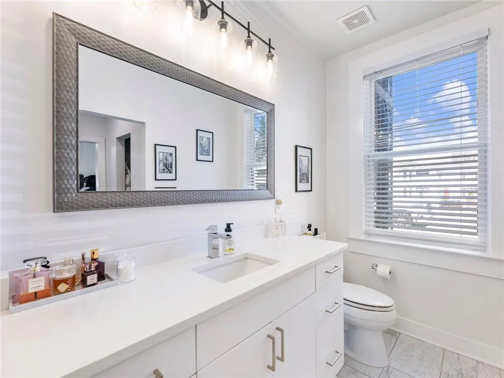 88 Peachtree Memorial Drive Nw Unit 88, Atlanta, Georgia 30309, 2 Bedrooms Bedrooms, 0 ,2 BathroomsBathrooms,Residential,For Sale,88 Peachtree Memorial Drive Nw Unit 88,7729602