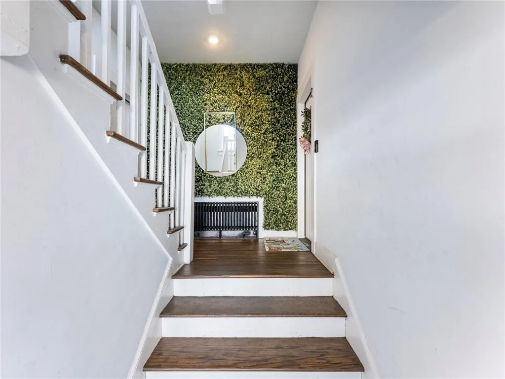 88 Peachtree Memorial Drive Nw Unit 88, Atlanta, Georgia 30309, 2 Bedrooms Bedrooms, 0 ,2 BathroomsBathrooms,Residential,For Sale,88 Peachtree Memorial Drive Nw Unit 88,7729602