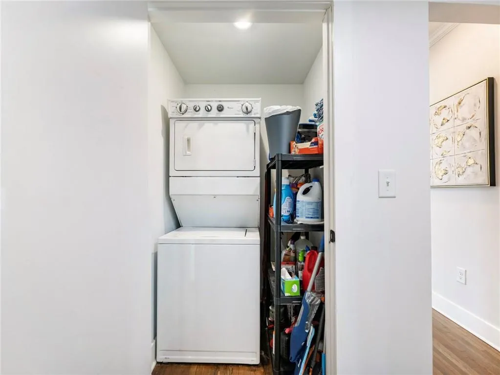 88 Peachtree Memorial Drive Nw Unit 88, Atlanta, Georgia 30309, 2 Bedrooms Bedrooms, 0 ,2 BathroomsBathrooms,Residential,For Sale,88 Peachtree Memorial Drive Nw Unit 88,7729602
