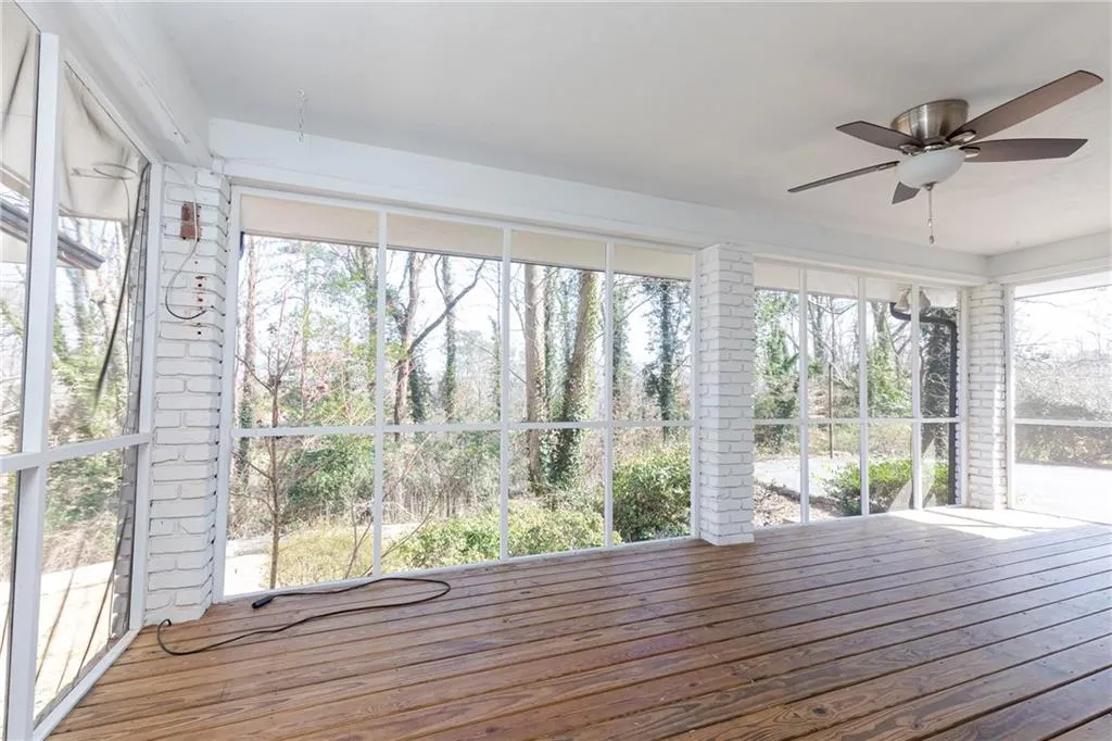 5305 Peachtree Dunwoody Road, Atlanta, Georgia 30342, 4 Bedrooms Bedrooms, ,3 BathroomsBathrooms,Residential,Sold,5305 Peachtree Dunwoody Road,6840454