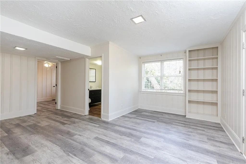 5305 Peachtree Dunwoody Road, Atlanta, Georgia 30342, 4 Bedrooms Bedrooms, ,3 BathroomsBathrooms,Residential,Sold,5305 Peachtree Dunwoody Road,6840454