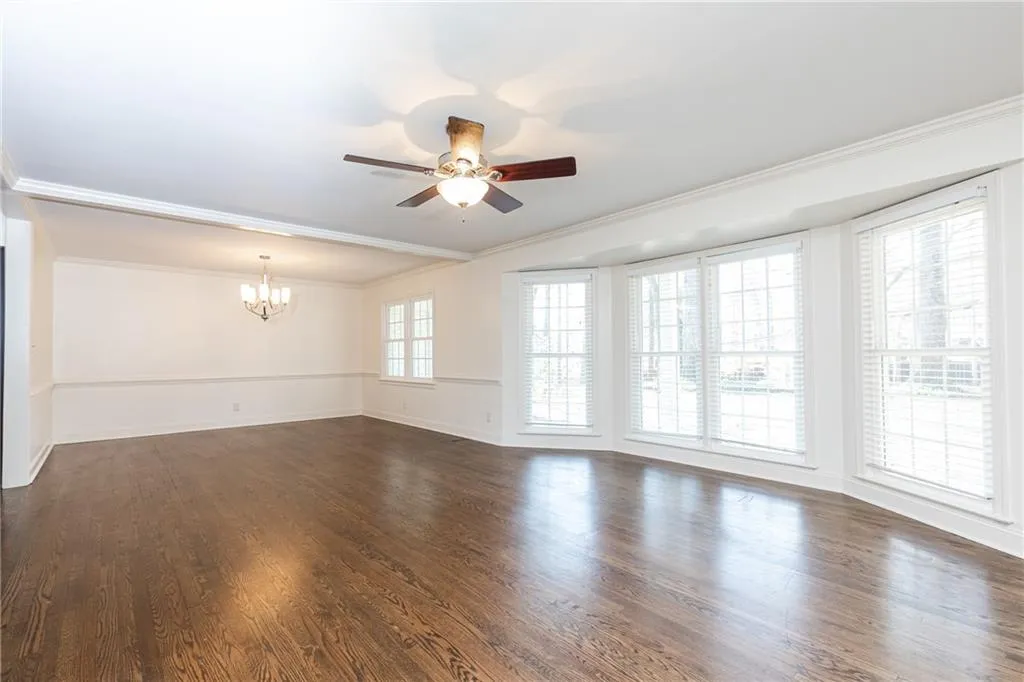 5305 Peachtree Dunwoody Road, Atlanta, Georgia 30342, 4 Bedrooms Bedrooms, ,3 BathroomsBathrooms,Residential,Sold,5305 Peachtree Dunwoody Road,6840454