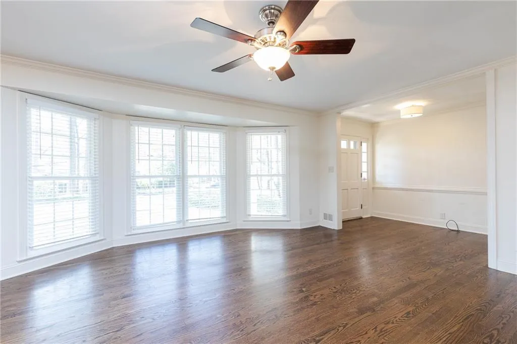 5305 Peachtree Dunwoody Road, Atlanta, Georgia 30342, 4 Bedrooms Bedrooms, ,3 BathroomsBathrooms,Residential,Sold,5305 Peachtree Dunwoody Road,6840454