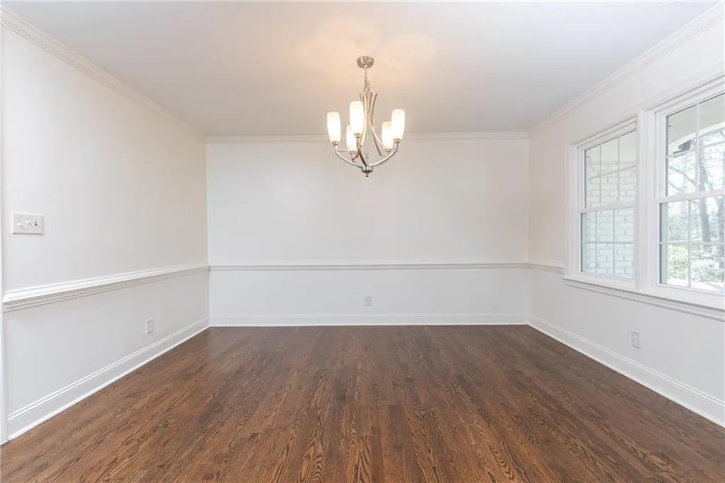 5305 Peachtree Dunwoody Road, Atlanta, Georgia 30342, 4 Bedrooms Bedrooms, ,3 BathroomsBathrooms,Residential,Sold,5305 Peachtree Dunwoody Road,6840454