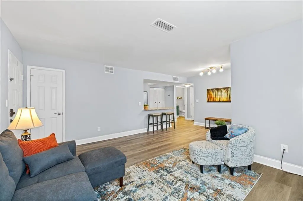 9002 Wingate Way, Atlanta, Georgia 30350, 1 Bedroom Bedrooms, ,1 BathroomBathrooms,Residential,Sold,9002 Wingate Way,7386856