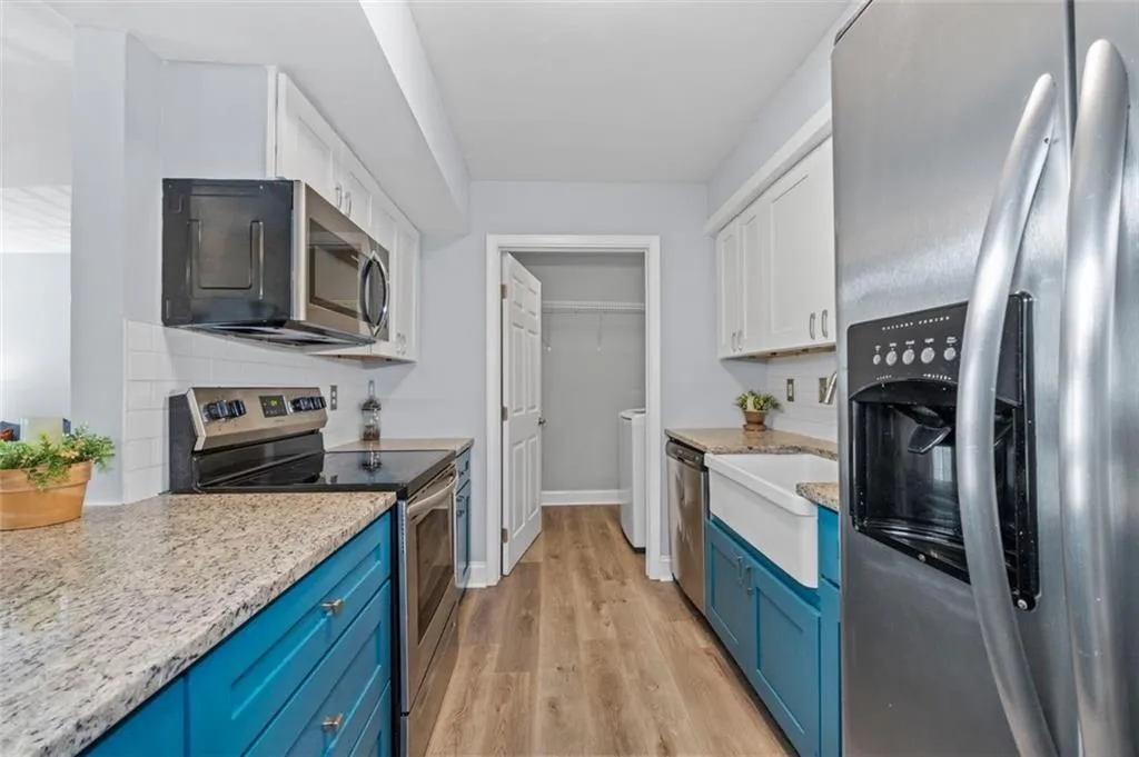 9002 Wingate Way, Atlanta, Georgia 30350, 1 Bedroom Bedrooms, ,1 BathroomBathrooms,Residential,Sold,9002 Wingate Way,7386856