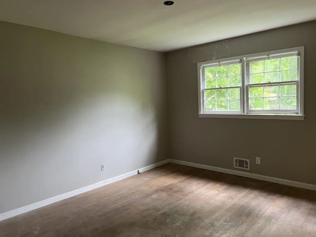 7235 Thornhill Lane Ne, Atlanta, Georgia 30328, 6 Bedrooms Bedrooms, ,3 BathroomsBathrooms,Residential,Sold,7235 Thornhill Lane Ne,7584820