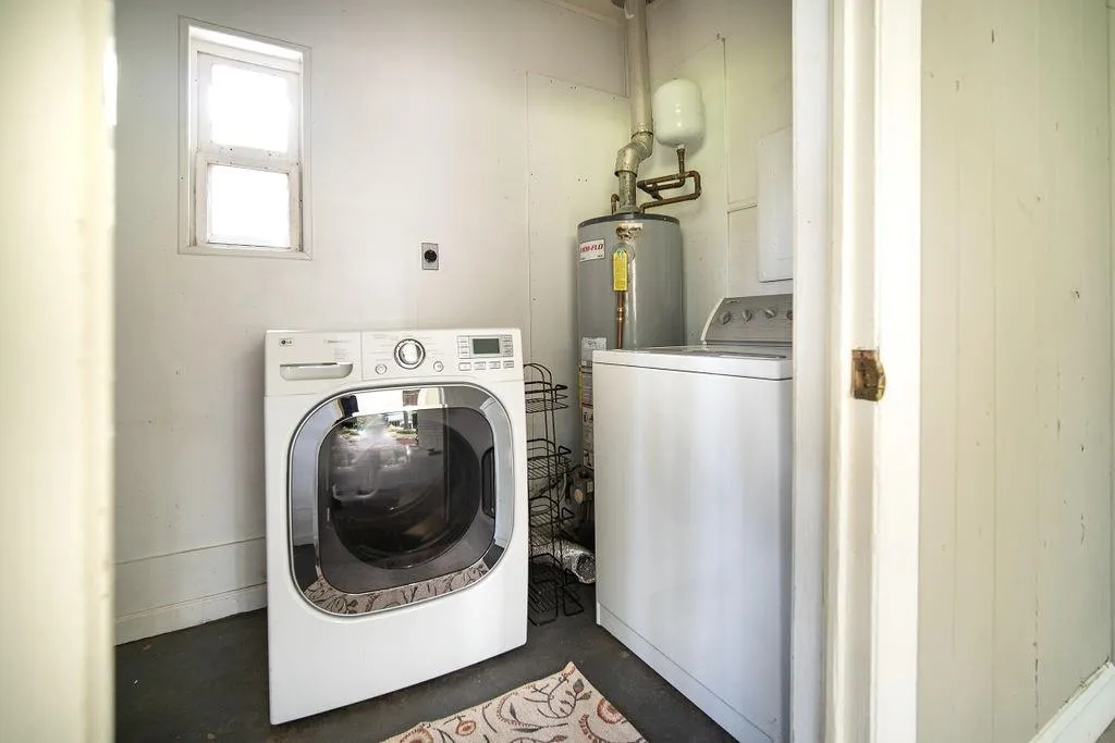 490 Brookfield Drive, Sandy Springs, Georgia 30342, 3 Bedrooms Bedrooms, ,2 BathroomsBathrooms,Residential,Sold,490 Brookfield Drive,6951593