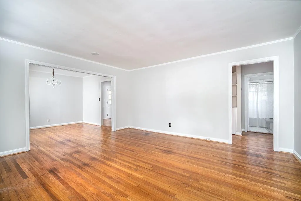 490 Brookfield Drive, Sandy Springs, Georgia 30342, 3 Bedrooms Bedrooms, ,2 BathroomsBathrooms,Residential,Sold,490 Brookfield Drive,6951593