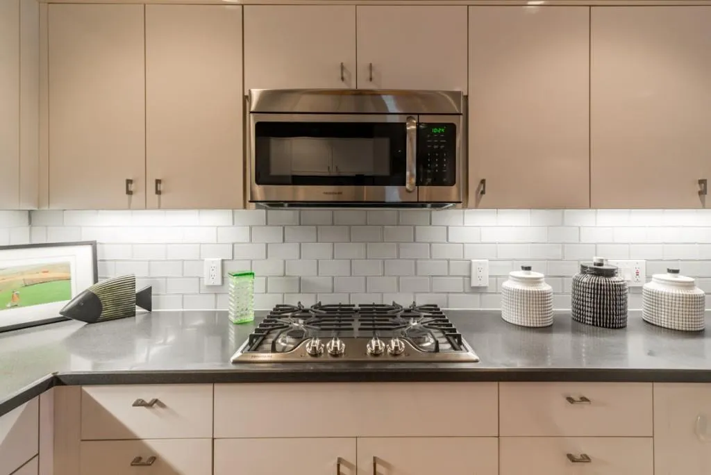 135 Dunhill Court, Sandy Springs, Georgia 30328, 5 Bedrooms Bedrooms, ,3 BathroomsBathrooms,Residential,Sold,135 Dunhill Court,5819333