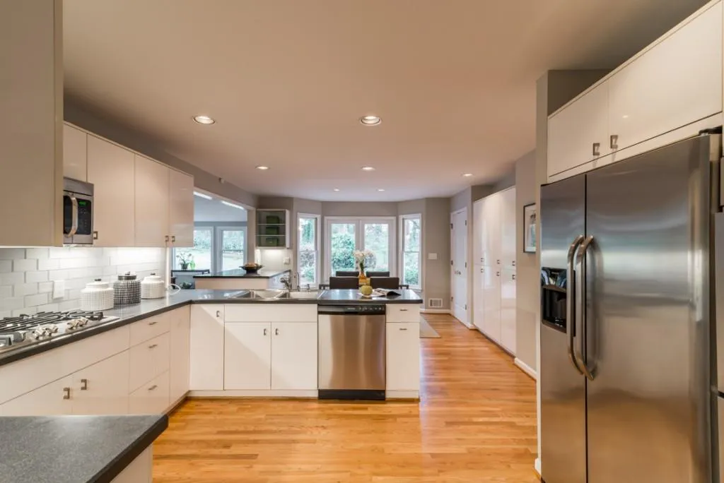 135 Dunhill Court, Sandy Springs, Georgia 30328, 5 Bedrooms Bedrooms, ,3 BathroomsBathrooms,Residential,Sold,135 Dunhill Court,5819333