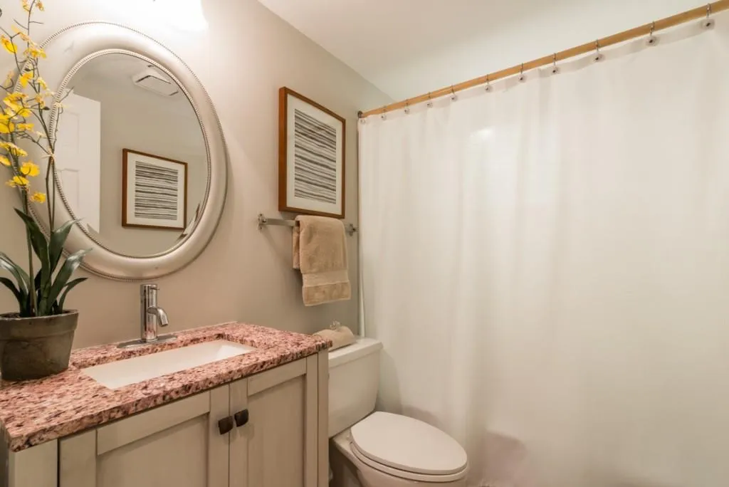 135 Dunhill Court, Sandy Springs, Georgia 30328, 5 Bedrooms Bedrooms, ,3 BathroomsBathrooms,Residential,Sold,135 Dunhill Court,5819333