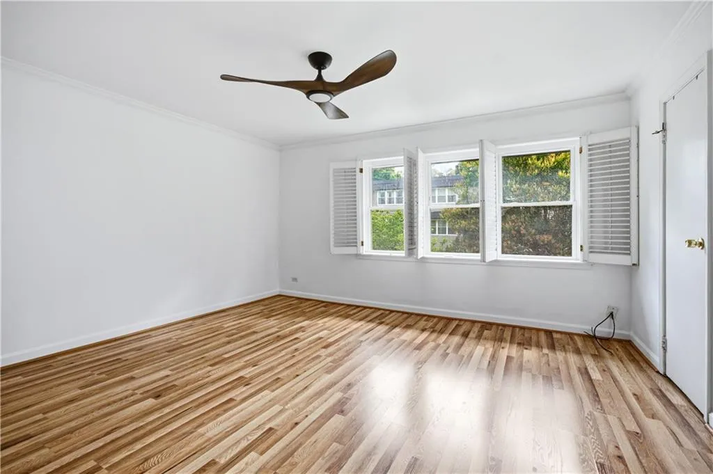 276 Lakemoore Drive Ne Unit C, Atlanta, Georgia 30342, 2 Bedrooms Bedrooms, 0 ,1 BathroomBathrooms,Residential,For Sale,276 Lakemoore Drive Ne Unit C,7796757