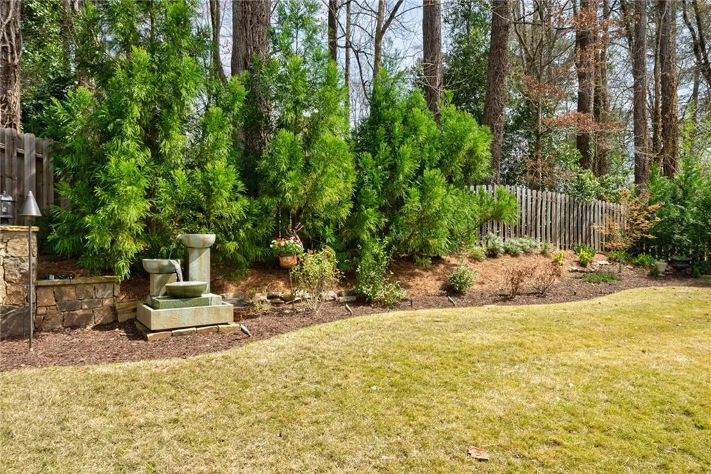 5585 Long Island Drive Nw, Atlanta, Georgia 30327, 4 Bedrooms Bedrooms, ,4 BathroomsBathrooms,Residential,Sold,5585 Long Island Drive Nw,6859751