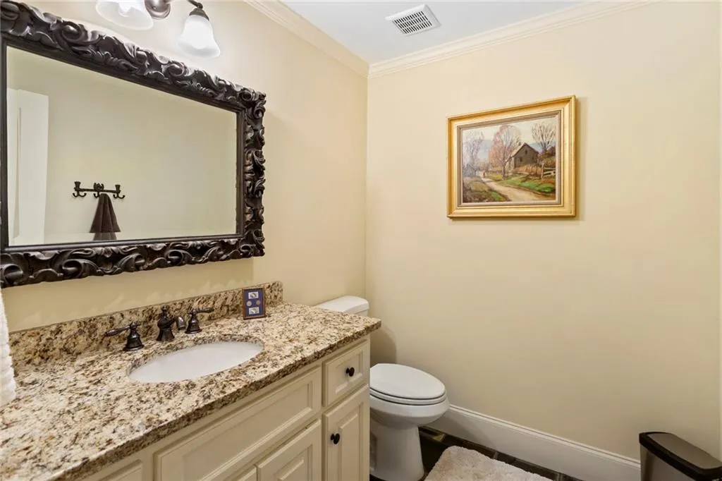 5585 Long Island Drive Nw, Atlanta, Georgia 30327, 4 Bedrooms Bedrooms, ,4 BathroomsBathrooms,Residential,Sold,5585 Long Island Drive Nw,6859751
