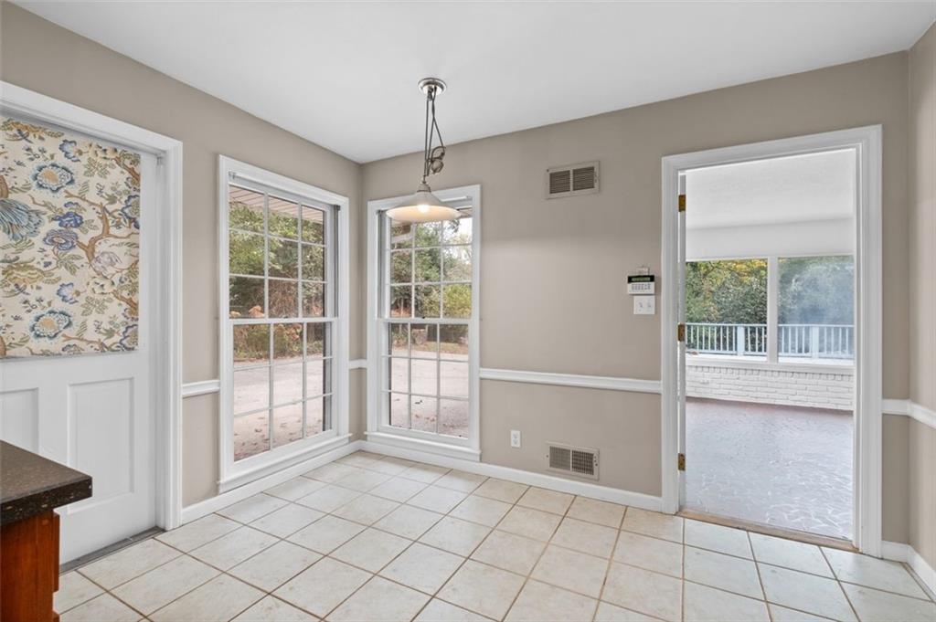 4765 BRINKLEY Lane, Sandy Springs, Georgia 30342, 4 Bedrooms Bedrooms, ,3 BathroomsBathrooms,Residential,Sold,4765 BRINKLEY Lane,7297858