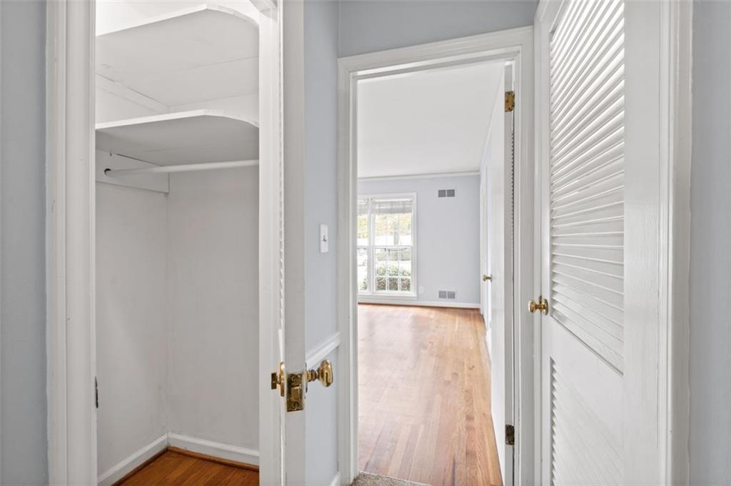 4765 BRINKLEY Lane, Sandy Springs, Georgia 30342, 4 Bedrooms Bedrooms, ,3 BathroomsBathrooms,Residential,Sold,4765 BRINKLEY Lane,7297858