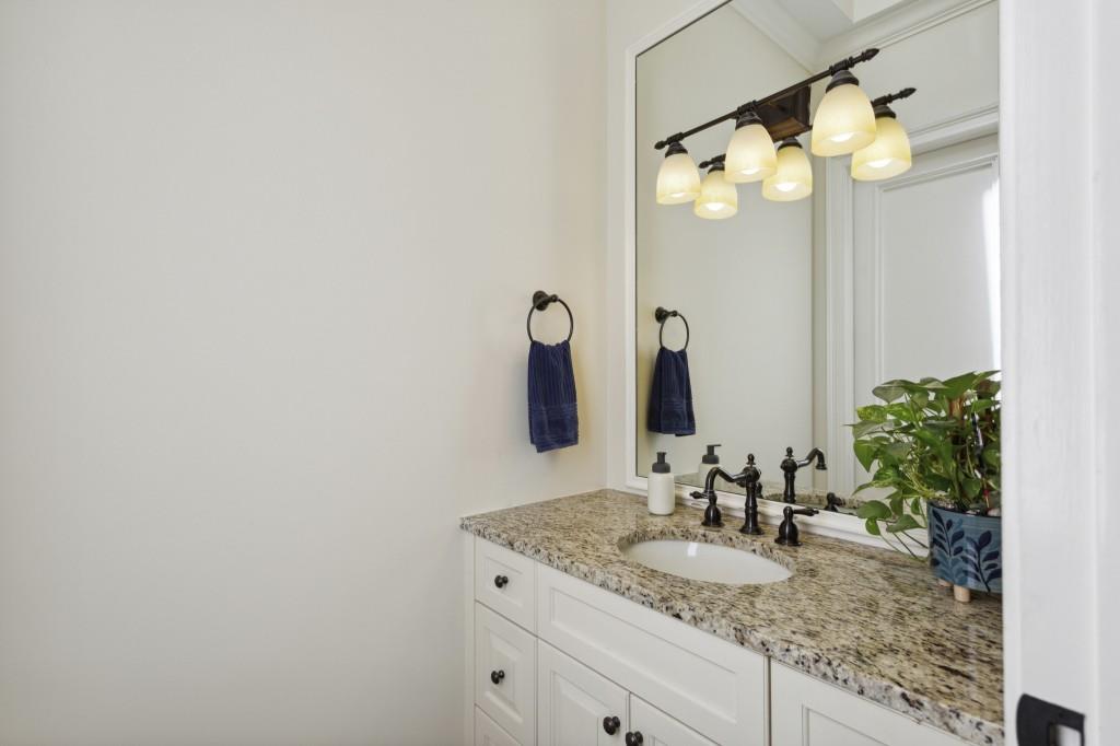 5630 Cross Gate Drive, Sandy Springs, Georgia 30327, 6 Bedrooms Bedrooms, ,4 BathroomsBathrooms,Residential,Sold,5630 Cross Gate Drive,7318441