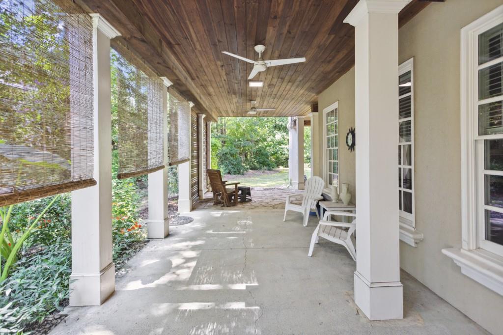 5630 Cross Gate Drive, Sandy Springs, Georgia 30327, 6 Bedrooms Bedrooms, ,4 BathroomsBathrooms,Residential,Sold,5630 Cross Gate Drive,7318441