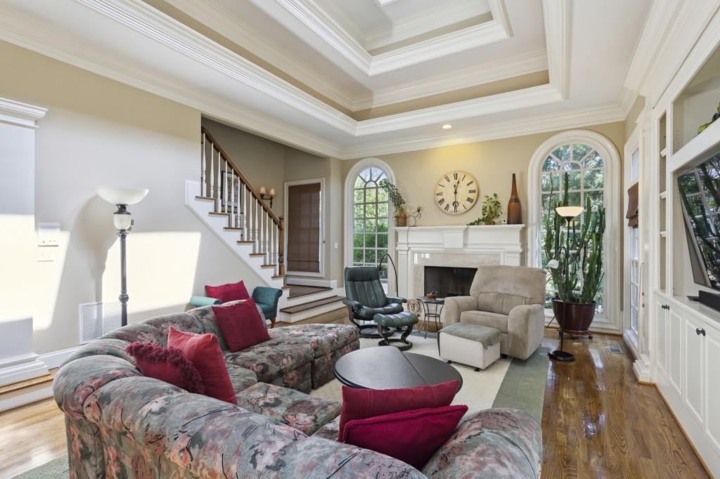 5630 Cross Gate Drive, Sandy Springs, Georgia 30327, 6 Bedrooms Bedrooms, ,4 BathroomsBathrooms,Residential,Sold,5630 Cross Gate Drive,7318441