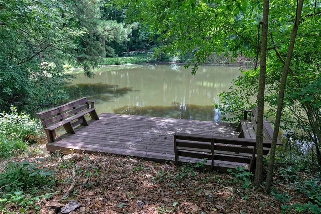 100 Forrest Lake Drive Nw, Atlanta, Georgia 30327, 5 Bedrooms Bedrooms, ,3 BathroomsBathrooms,Residential,Sold,100 Forrest Lake Drive Nw,6732731