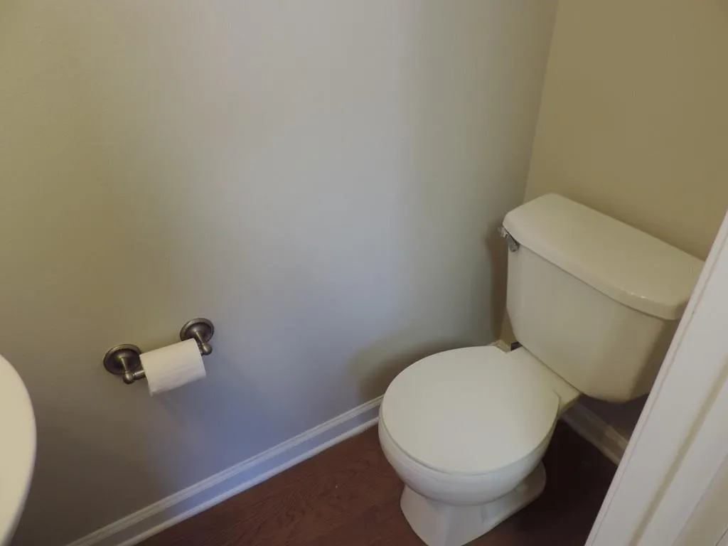 6940 Roswell Road Unit 23a, Sandy Springs, Georgia 30328, 2 Bedrooms Bedrooms, ,1 BathroomBathrooms,Residential,Sold,6940 Roswell Road Unit 23a,7166385