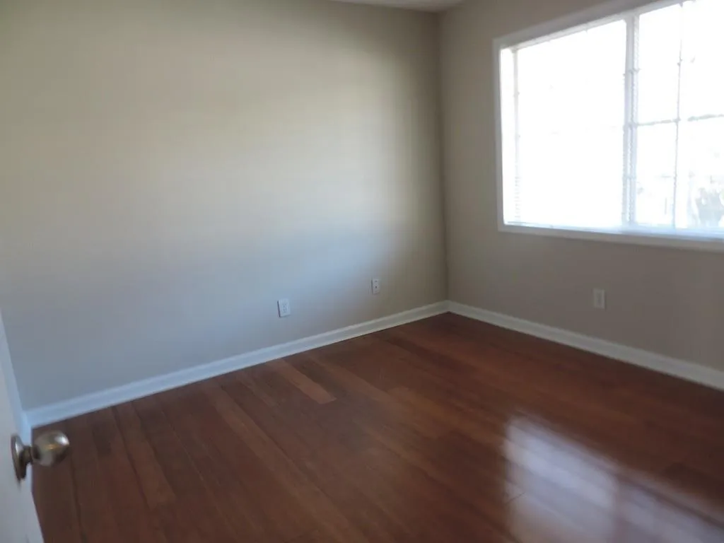 6940 Roswell Road Unit 23a, Sandy Springs, Georgia 30328, 2 Bedrooms Bedrooms, ,1 BathroomBathrooms,Residential,Sold,6940 Roswell Road Unit 23a,7166385