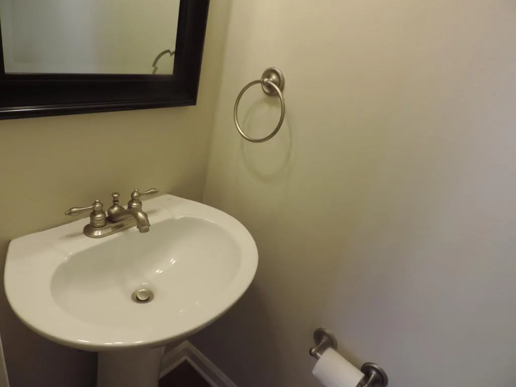 6940 Roswell Road Unit 23a, Sandy Springs, Georgia 30328, 2 Bedrooms Bedrooms, ,1 BathroomBathrooms,Residential,Sold,6940 Roswell Road Unit 23a,7166385