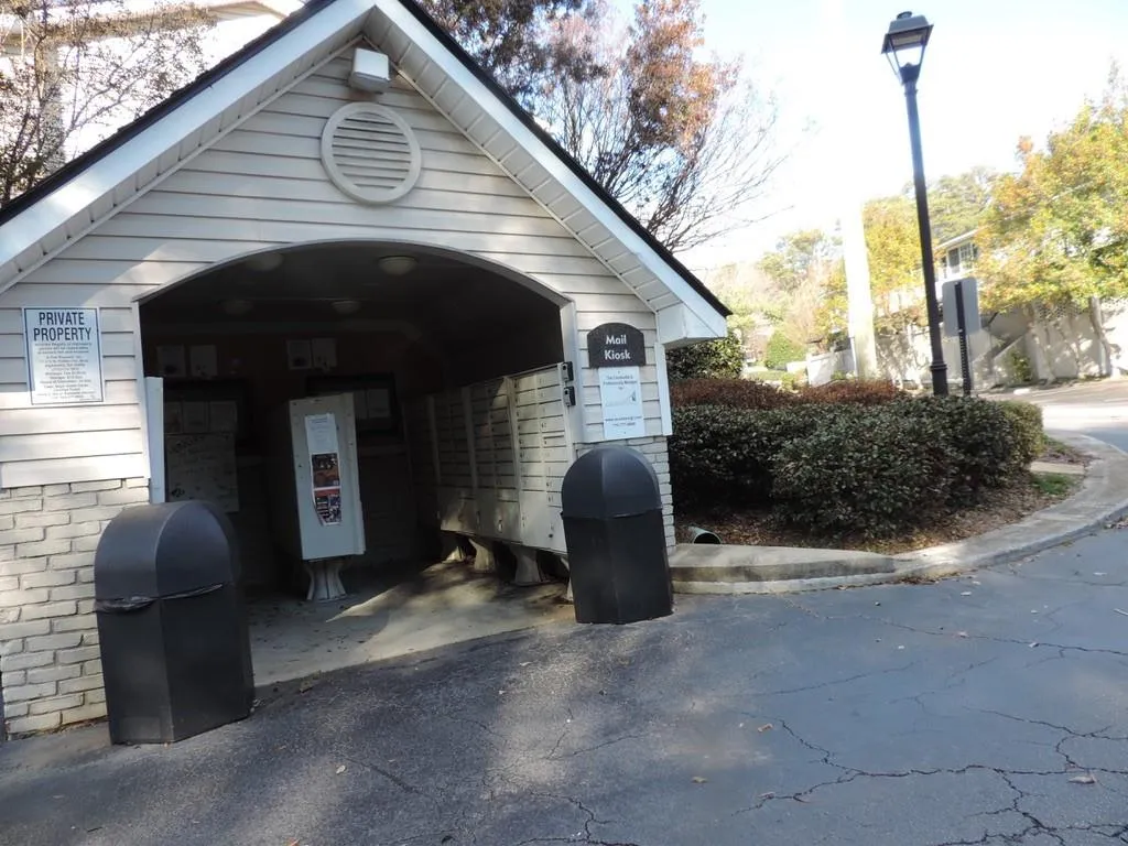 6940 Roswell Road Unit 23a, Sandy Springs, Georgia 30328, 2 Bedrooms Bedrooms, ,1 BathroomBathrooms,Residential,Sold,6940 Roswell Road Unit 23a,7166385