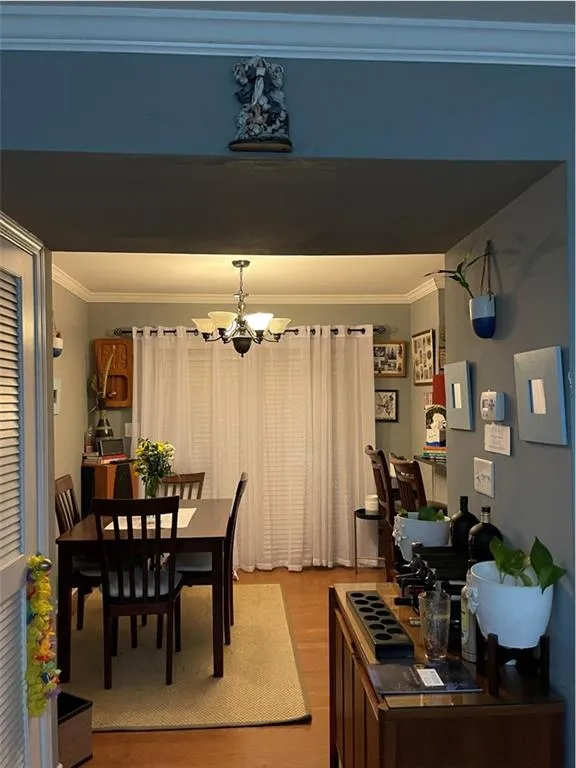 6940 Roswell Road Unit 23a, Sandy Springs, Georgia 30328, 2 Bedrooms Bedrooms, ,1 BathroomBathrooms,Residential,Sold,6940 Roswell Road Unit 23a,7166385