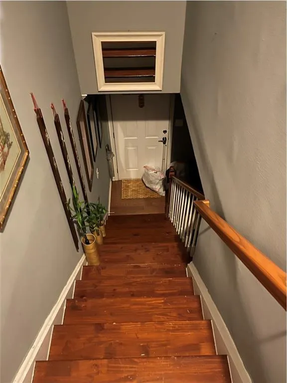 6940 Roswell Road Unit 23a, Sandy Springs, Georgia 30328, 2 Bedrooms Bedrooms, ,1 BathroomBathrooms,Residential,Sold,6940 Roswell Road Unit 23a,7166385