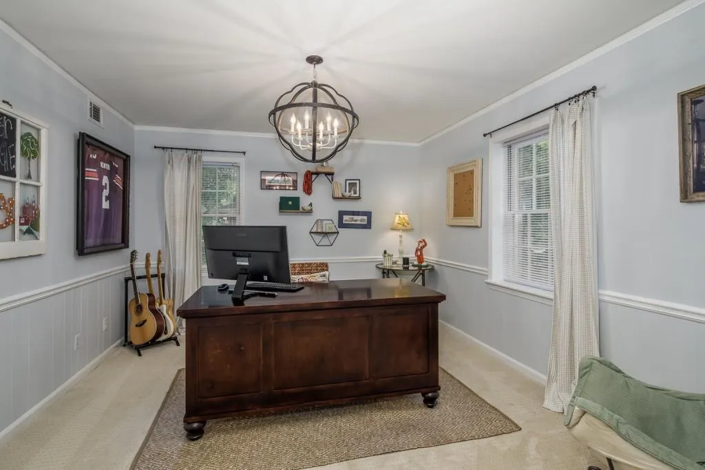 385 Castleridge Drive, Sandy Springs, Georgia 30342, 4 Bedrooms Bedrooms, ,3 BathroomsBathrooms,Residential,Sold,385 Castleridge Drive,6865437