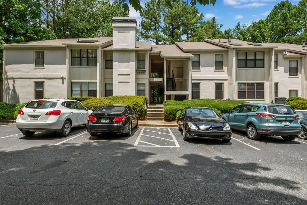 1305 Old Hammond Chase, Sandy Springs, Georgia 30350, 1 Bedroom Bedrooms, ,1 BathroomBathrooms,Residential,Sold,1305 Old Hammond Chase,6033950