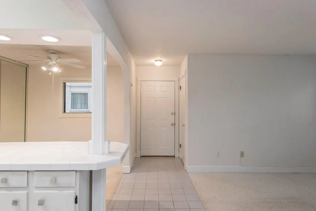 1305 Old Hammond Chase, Sandy Springs, Georgia 30350, 1 Bedroom Bedrooms, ,1 BathroomBathrooms,Residential,Sold,1305 Old Hammond Chase,6033950