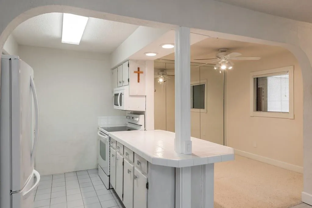 1305 Old Hammond Chase, Sandy Springs, Georgia 30350, 1 Bedroom Bedrooms, ,1 BathroomBathrooms,Residential,Sold,1305 Old Hammond Chase,6033950