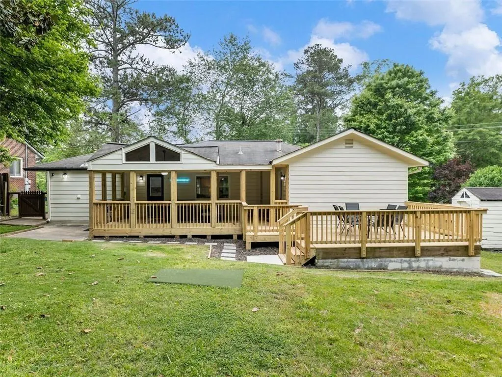 1660 Dresden Drive Ne, Brookhaven, Georgia 30319, 3 Bedrooms Bedrooms, ,3 BathroomsBathrooms,Residential,For Sale,1660 Dresden Drive Ne,7649959