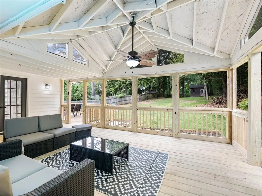 1660 Dresden Drive Ne, Brookhaven, Georgia 30319, 3 Bedrooms Bedrooms, ,3 BathroomsBathrooms,Residential,For Sale,1660 Dresden Drive Ne,7649959