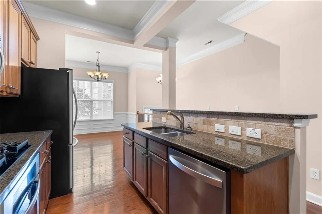 1973 Cobblestone Circle Ne, Brookhaven, Georgia 30319, 3 Bedrooms Bedrooms, ,3 BathroomsBathrooms,Residential,For Sale,1973 Cobblestone Circle Ne,7628908