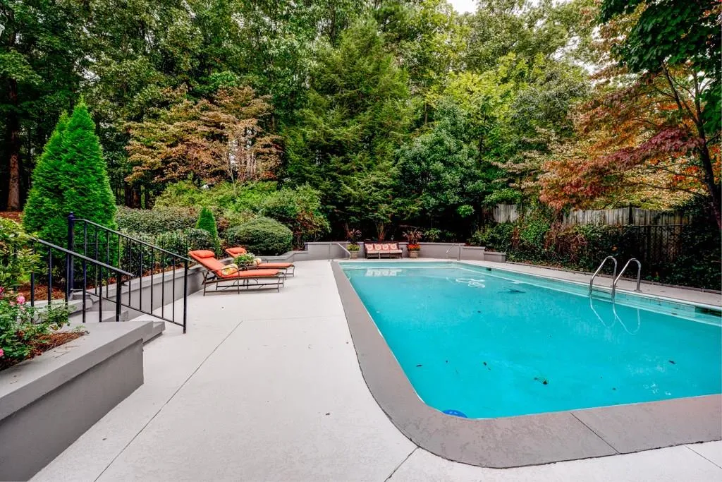 6120 Riverwood Drive, Sandy Springs, Georgia 30328, 6 Bedrooms Bedrooms, ,4 BathroomsBathrooms,Residential,Sold,6120 Riverwood Drive,5703935