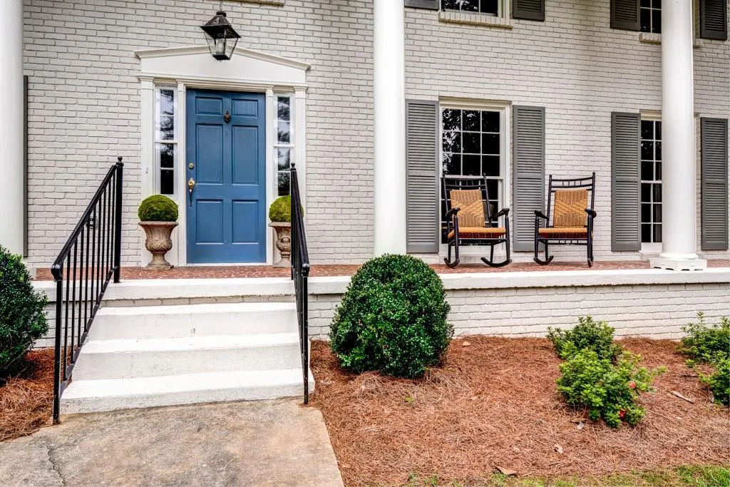 6120 Riverwood Drive, Sandy Springs, Georgia 30328, 6 Bedrooms Bedrooms, ,4 BathroomsBathrooms,Residential,Sold,6120 Riverwood Drive,5703935
