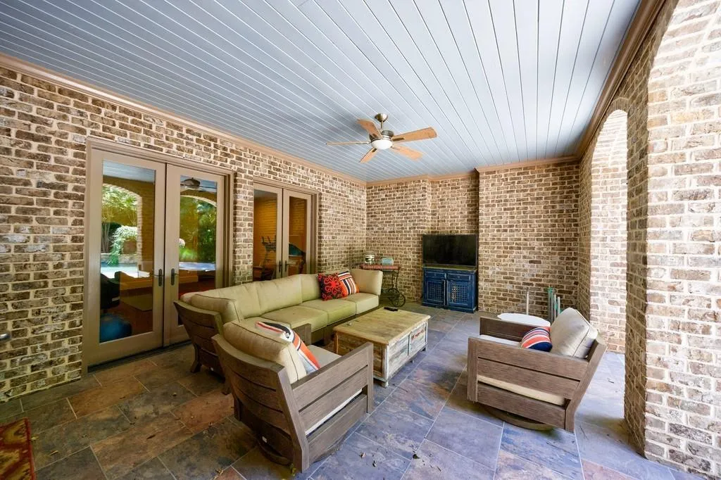 Outdoor living space #2