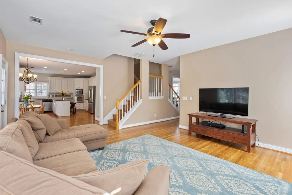 330 Whitley Park Drive, Sandy Springs, Georgia 30350, 4 Bedrooms Bedrooms, ,3 BathroomsBathrooms,Residential,Sold,330 Whitley Park Drive,7022891