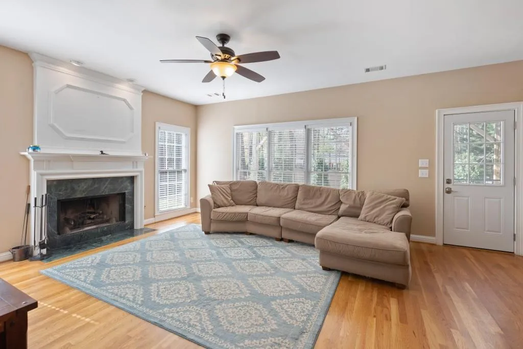 330 Whitley Park Drive, Sandy Springs, Georgia 30350, 4 Bedrooms Bedrooms, ,3 BathroomsBathrooms,Residential,Sold,330 Whitley Park Drive,7022891