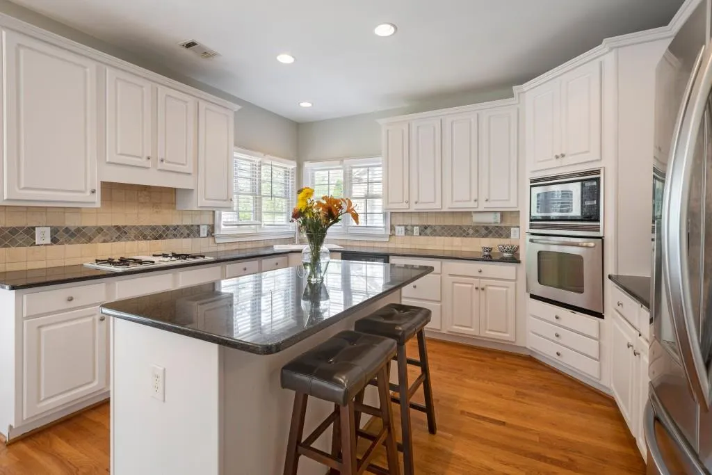 330 Whitley Park Drive, Sandy Springs, Georgia 30350, 4 Bedrooms Bedrooms, ,3 BathroomsBathrooms,Residential,Sold,330 Whitley Park Drive,7022891